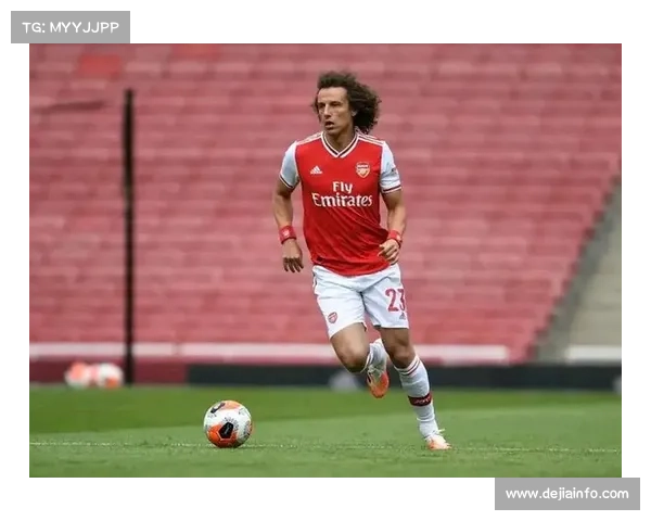 切尔西3-0完胜帕福斯，大卫·路易斯重返斯坦桥获致敬